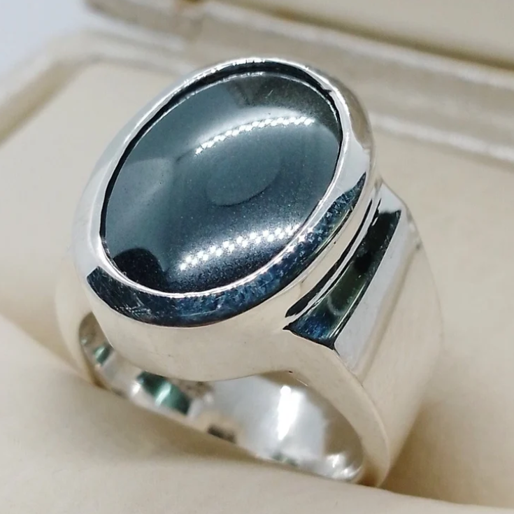 Eternal Harmony – Agate Dzi, Oval Shape, Onyx Agate Ring | Quotidian Opulence Collection