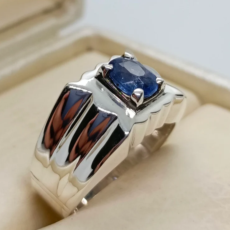 Royal Azure – Unheated Blue Sapphire Oval Shape Ring | Sovereign Splendor | Forbidden Collection