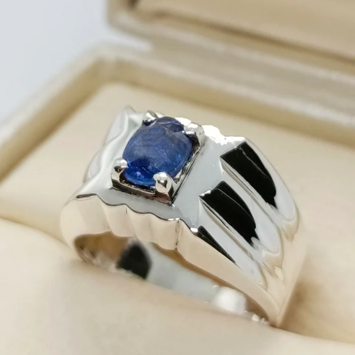 Royal Azure – Unheated Blue Sapphire Oval Shape Ring | Sovereign Splendor | Forbidden Collection