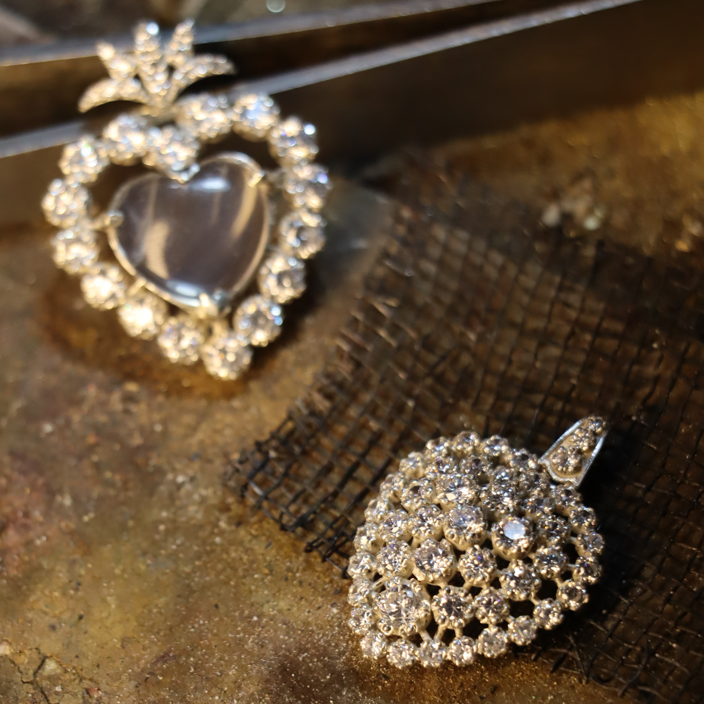 Eternal Love – Agate and Zirconia Adjustable Heart-Shaped Silver Pendant | Whispers of Nature Collection