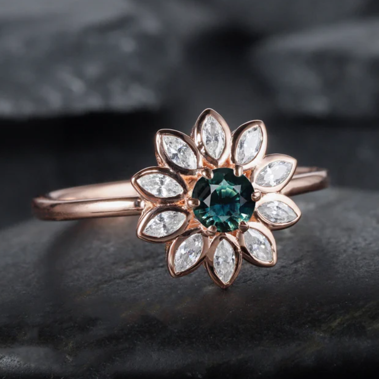 Spectacular Gleam – Tourmaline and Moissanite Circle Ring | Whispers of Nature Collection