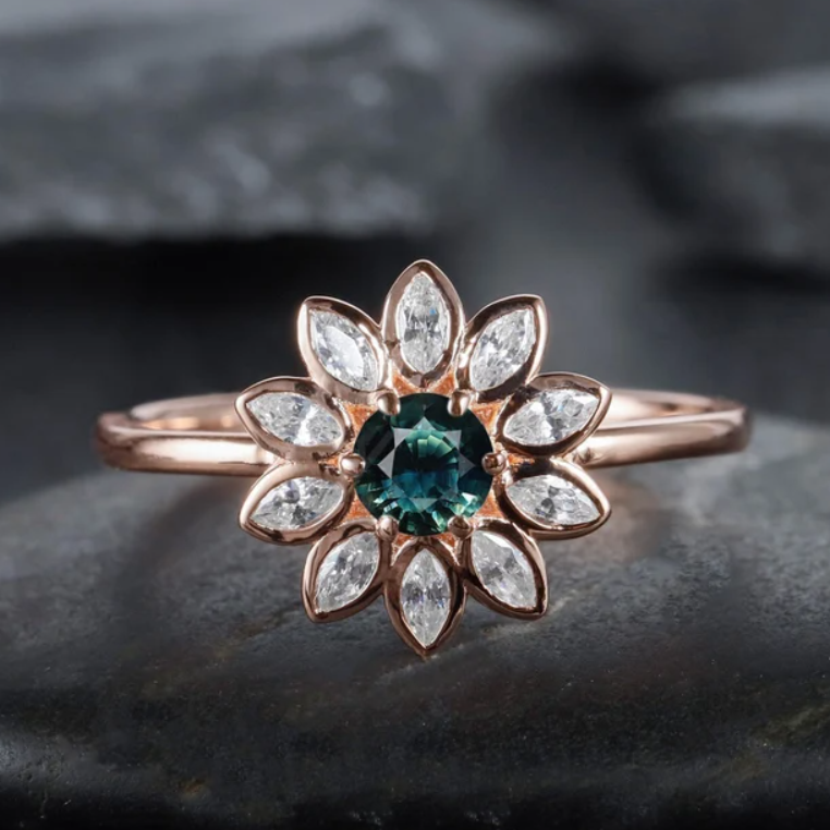 Spectacular Gleam – Tourmaline and Moissanite Circle Ring | Whispers of Nature Collection