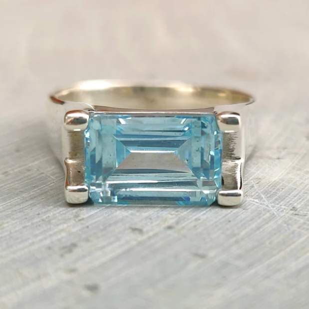 Tranquil Elegance – The Topaz Ring | Quotidian Opulence Collection