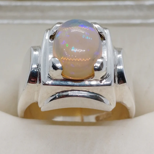 Pristine Unity – Agate Ring with Metal | Quotidian Opulence Collection
