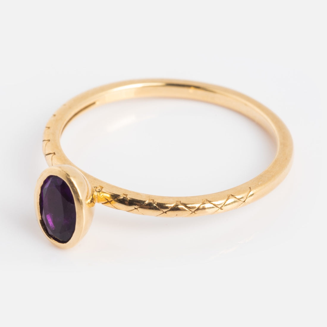 Solid Silver Amethyst Oval Ring (Gold plated)